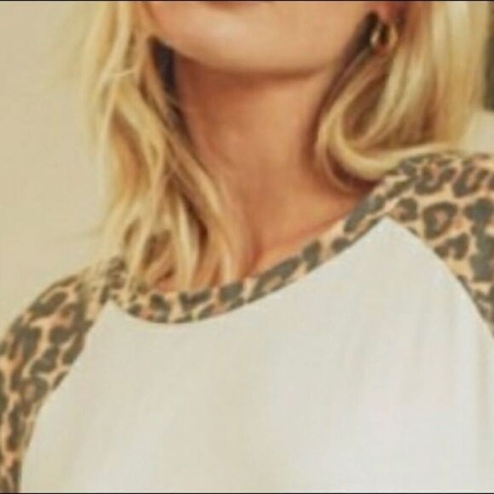 Leopard Sleeve Baseball Tee - Picture 2 of 12